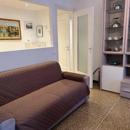 Artista - 10 Min Stazione شقة