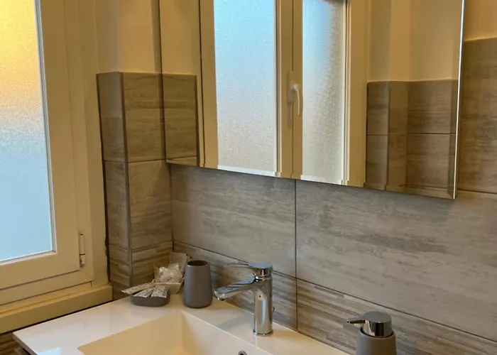 Artista - 10 Min Stazione *